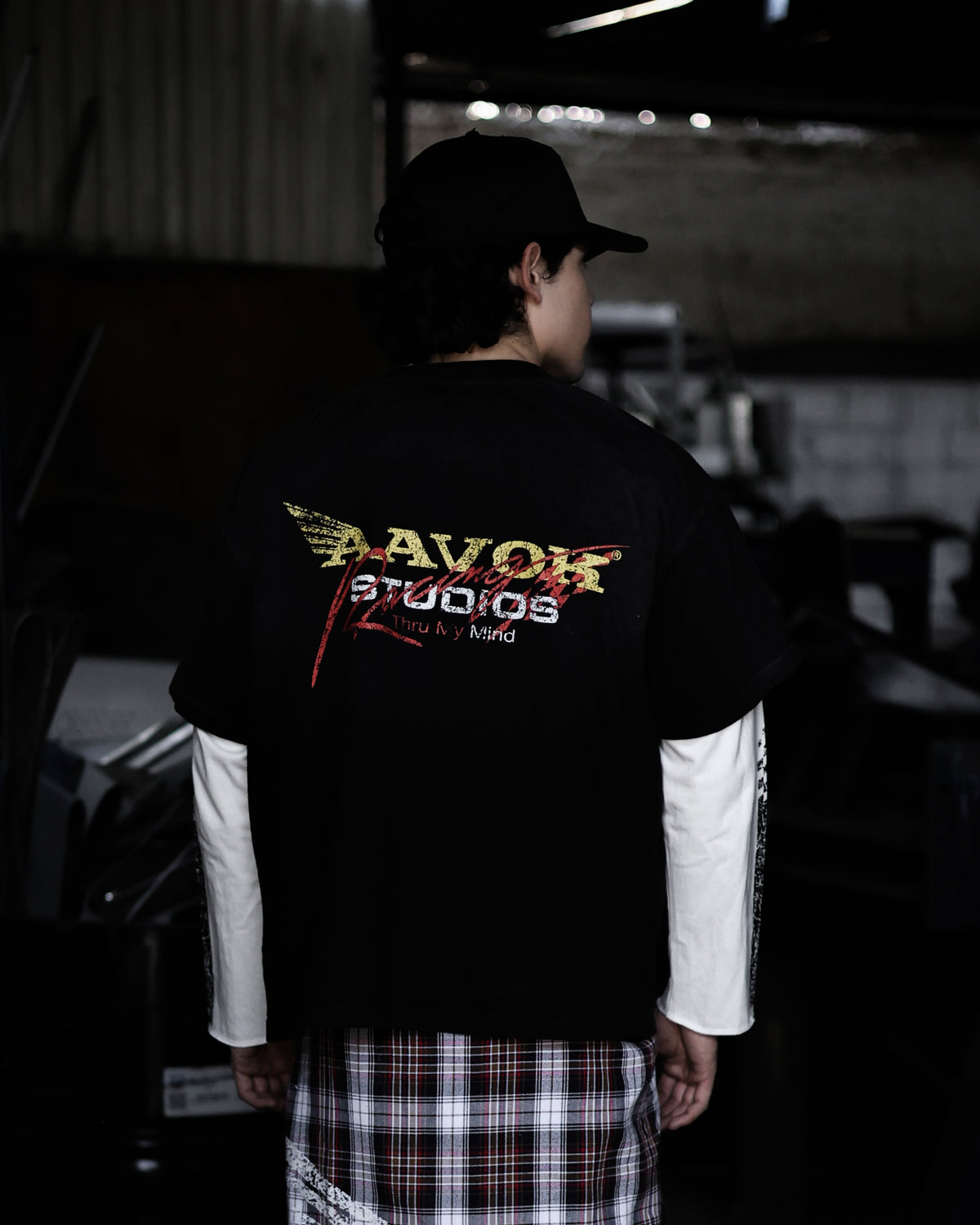 POWER OF DREAMS TEE — COAL