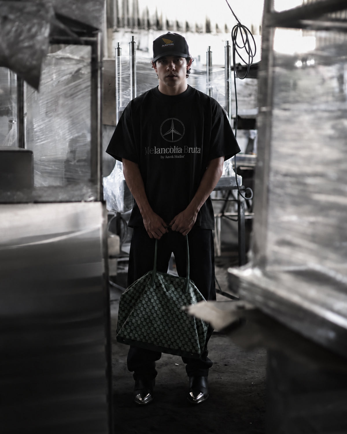 MELANCOLÍA BRUTA TEE — ONYX